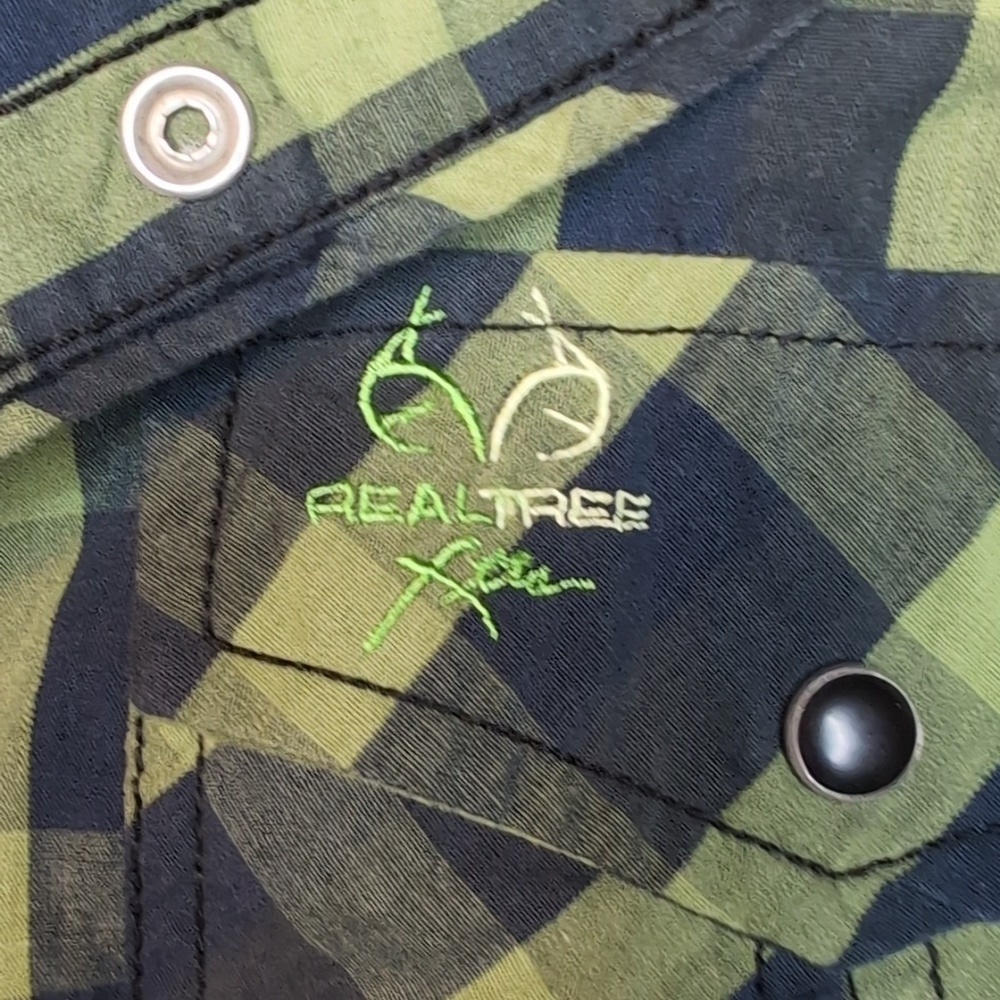 Realtree Button Up Snaps Long Sleeve Lightweight Plaid Shirt Mens Medium - Picture 6 of 10